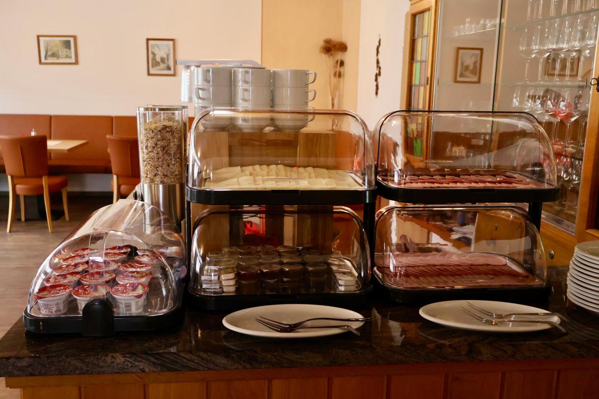 Hotel Weinhaus Hirschen Bruttig Extérieur photo